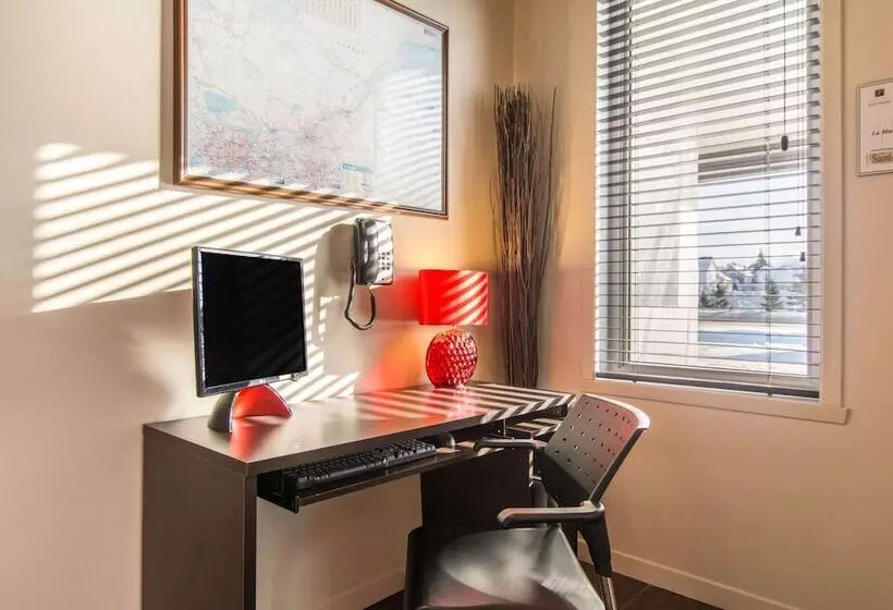 酒店 Econo Lodge Inn & Suites