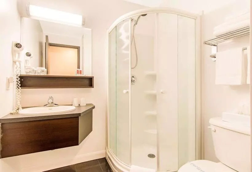 酒店 Econo Lodge Inn & Suites