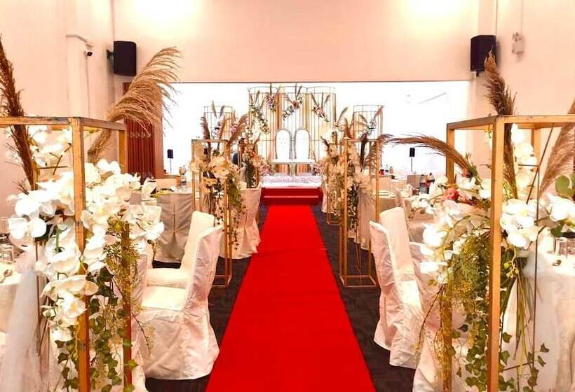 هتل Garden Sentral