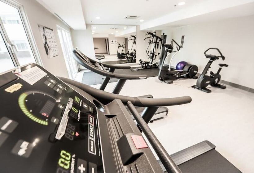 هتل Garden Sentral