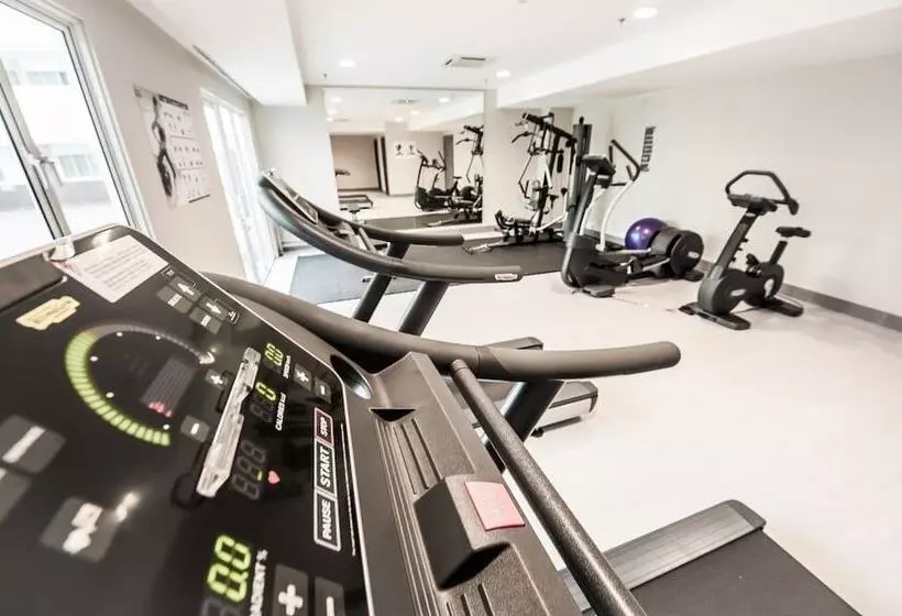 هتل Garden Sentral