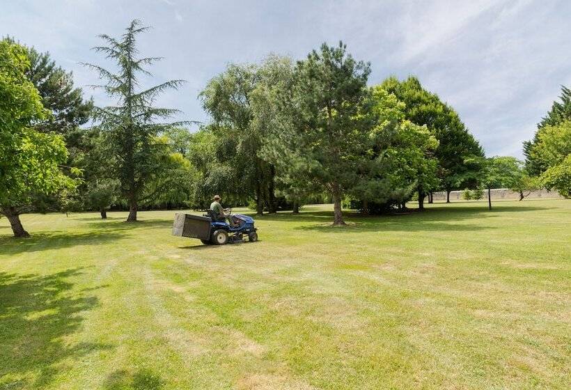 فندق Le Logis Du Péré