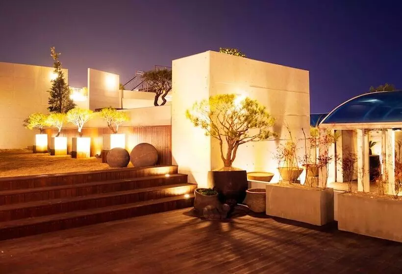 فندق Matthieu Yeosu