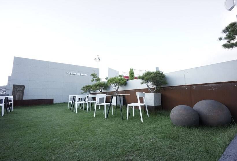 בית מלון כפרי Matthieu Yeosu