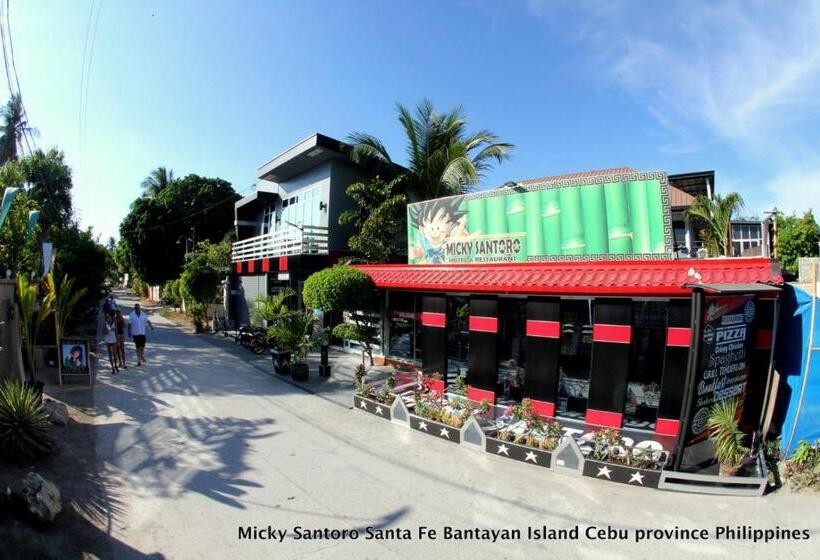 Micky Santoro Hotel & Restaurant