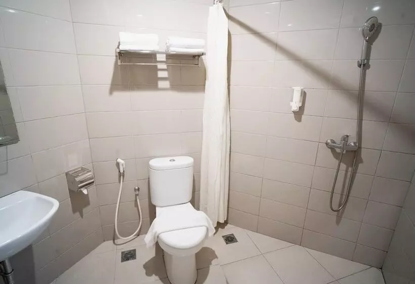 בית מלון כפרי Midtown Xpress Sampit Kalimantan Tengah