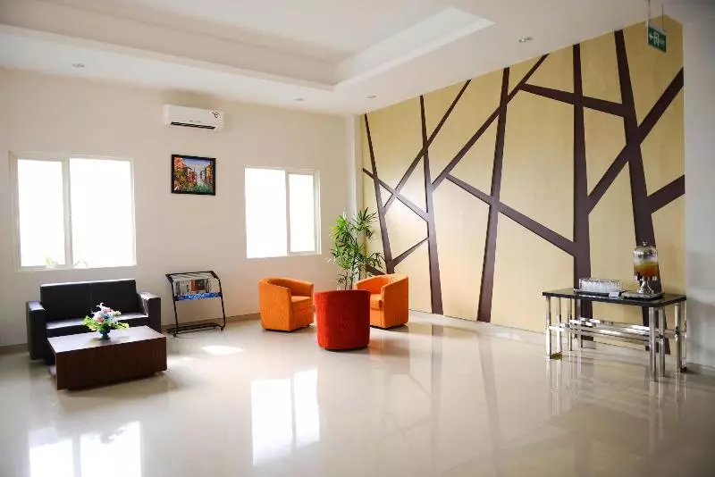 בית מלון כפרי Midtown Xpress Sampit Kalimantan Tengah