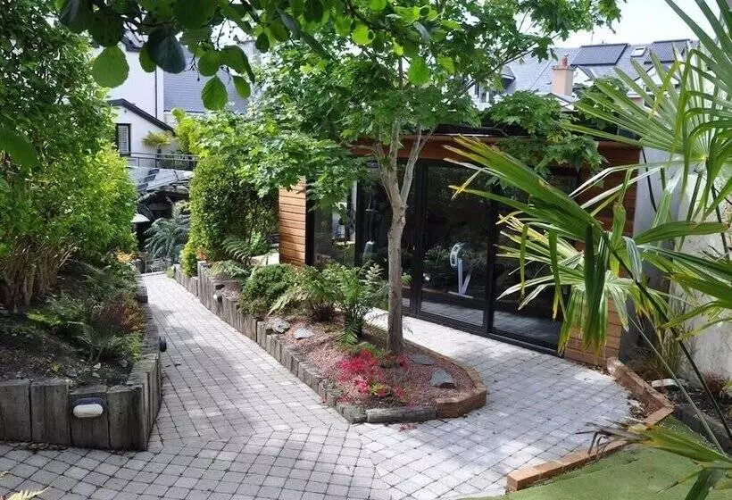 ホテル Quinlan & Cooke Boutique Townhouse And Qcs Seafood Restaurant