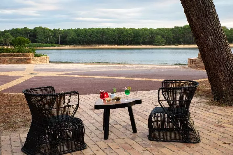 فندق Sowell Family Pignada Plage