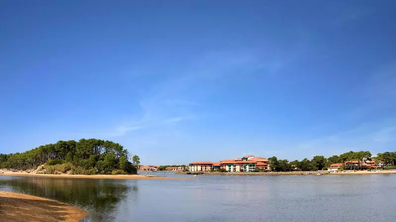 فندق Sowell Family Pignada Plage