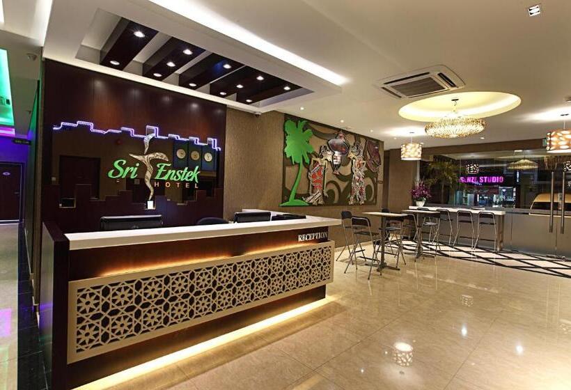 בית מלון כפרי Sri Enstek