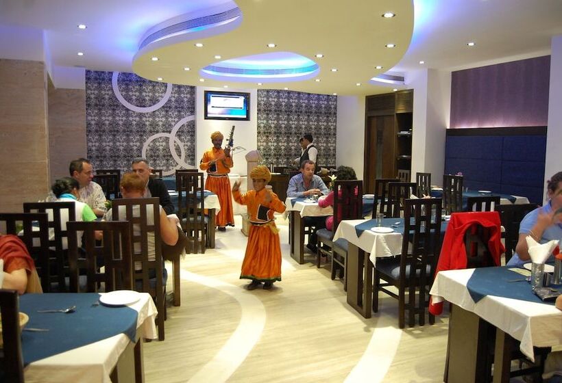 فندق Taj Resorts