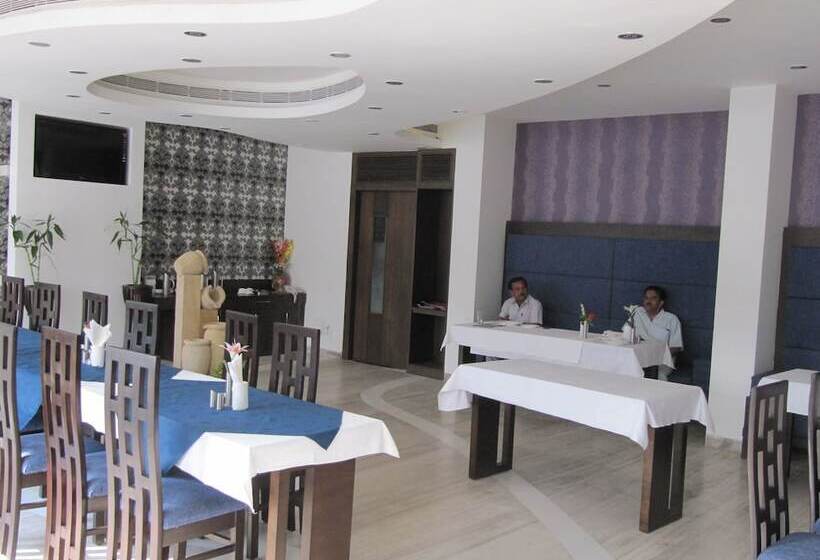 فندق Taj Resorts