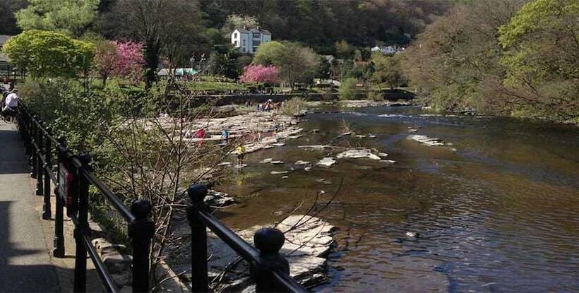 בית מלון כפרי White Waters Country