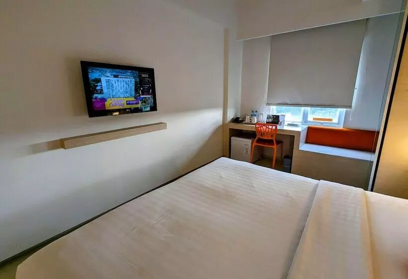 Hotel Zuri Express Lippo Cikarang