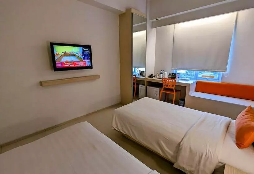 Hotel Zuri Express Lippo Cikarang