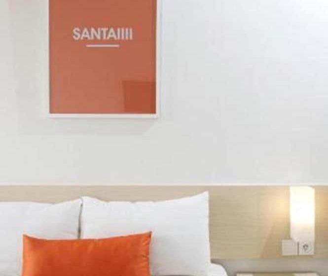 Szálloda Zuri Express Lippo Cikarang