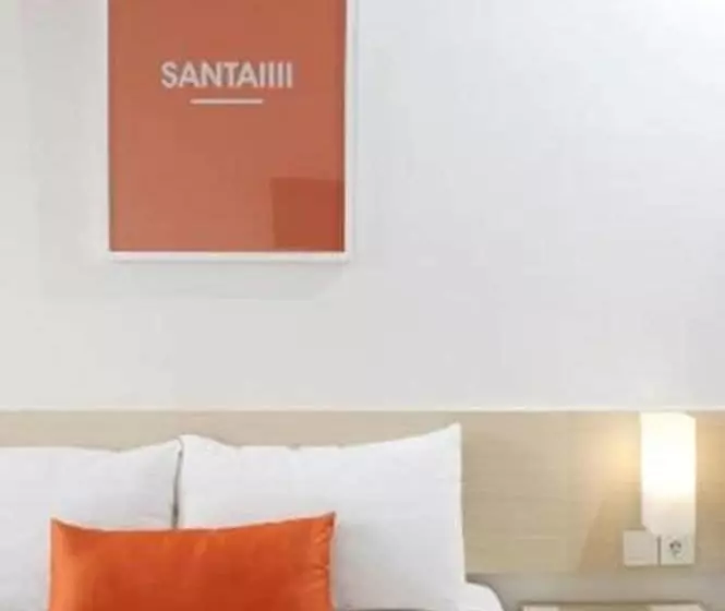 Hotel Zuri Express Lippo Cikarang