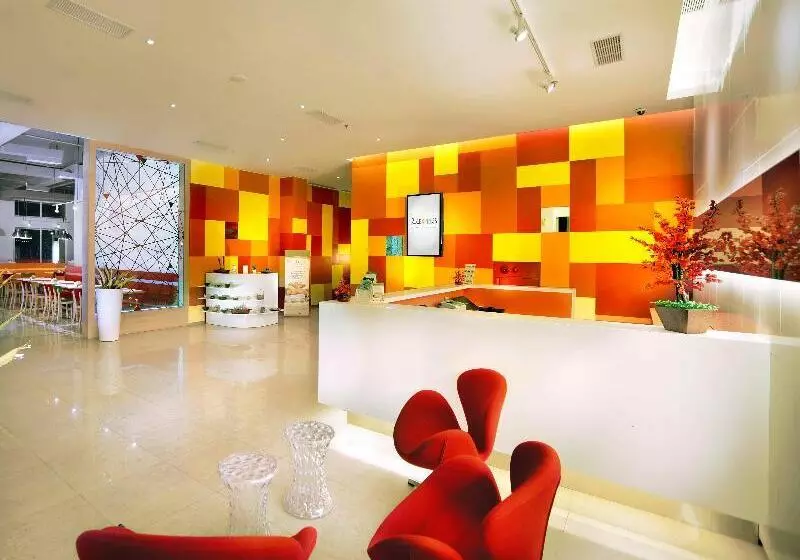 Hotel Zuri Express Lippo Cikarang