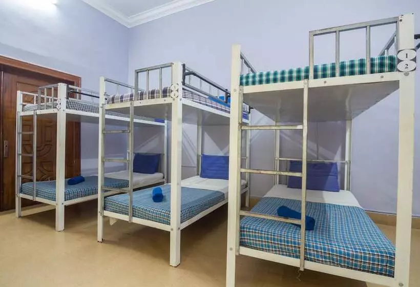 Lovely Jubbly Villa Hostel