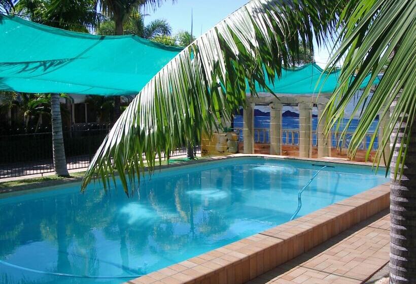 Palm Waters Holiday Villas