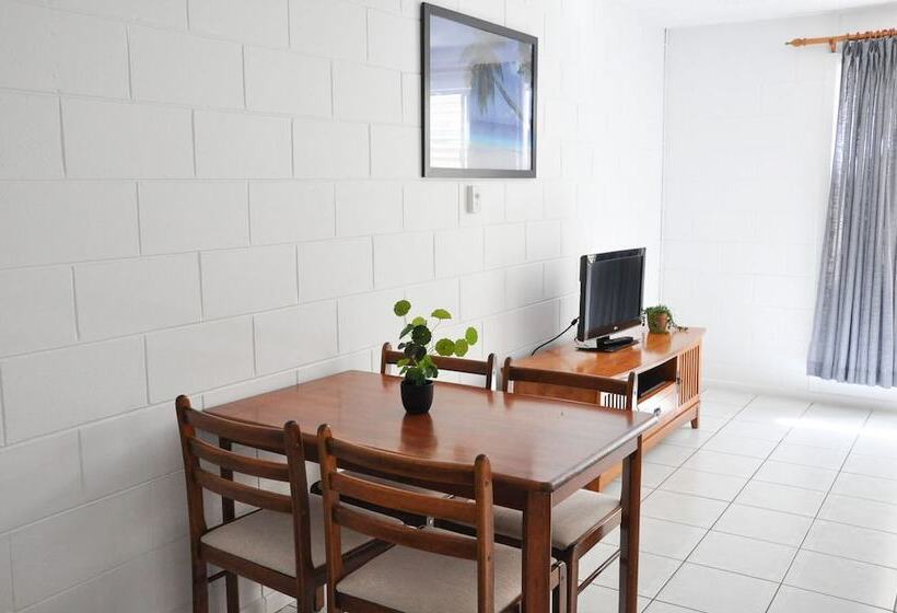 Palm Waters Holiday Villas