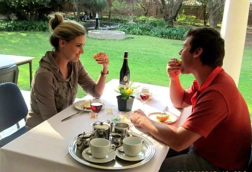 Pension Or Tambo Guest House