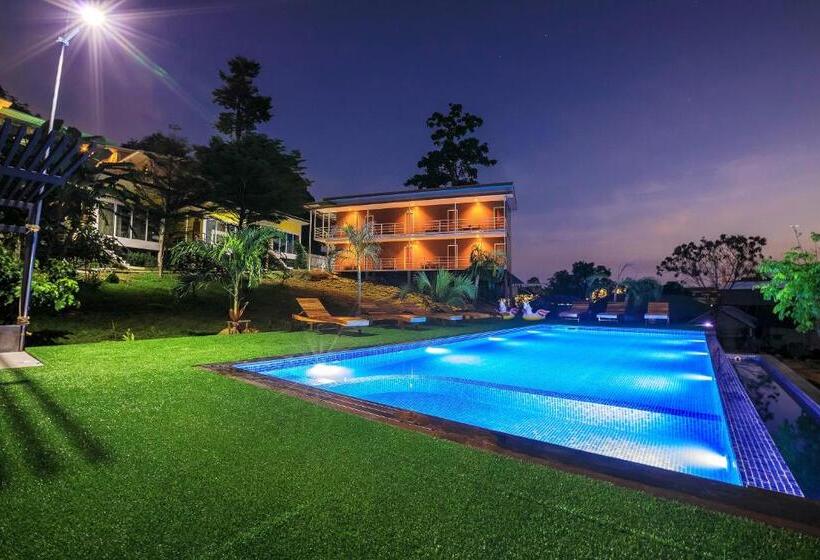 Phi Phi Chang Grand Resort