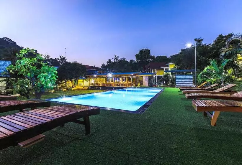 Phi Phi Chang Grand Resort