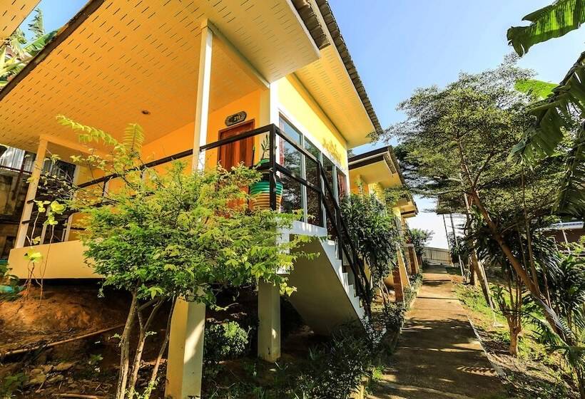 Phi Phi Chang Grand Resort