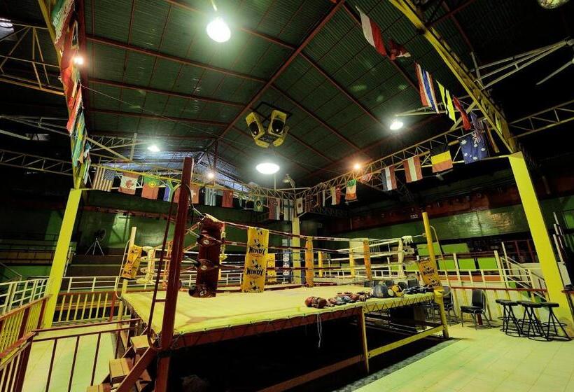 Phi Phi Chang Grand Resort