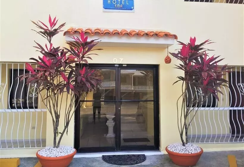 Aparta Hotel Kma
