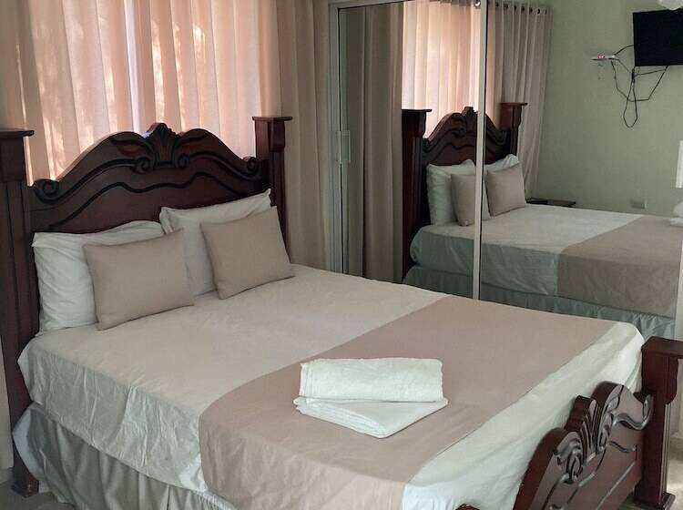 Aparta Hotel Venecia Montecristi