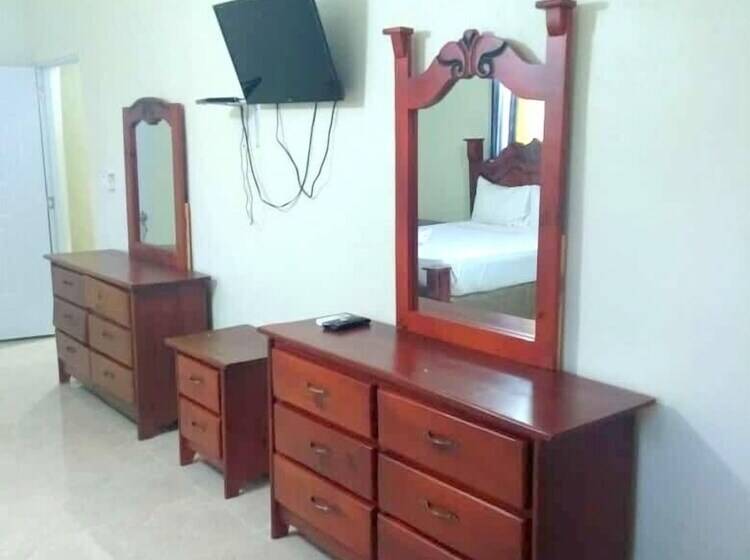 Aparta Hotel Venecia Montecristi