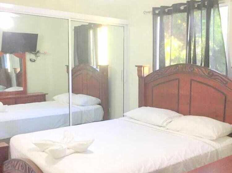 Aparta Hotel Venecia Montecristi