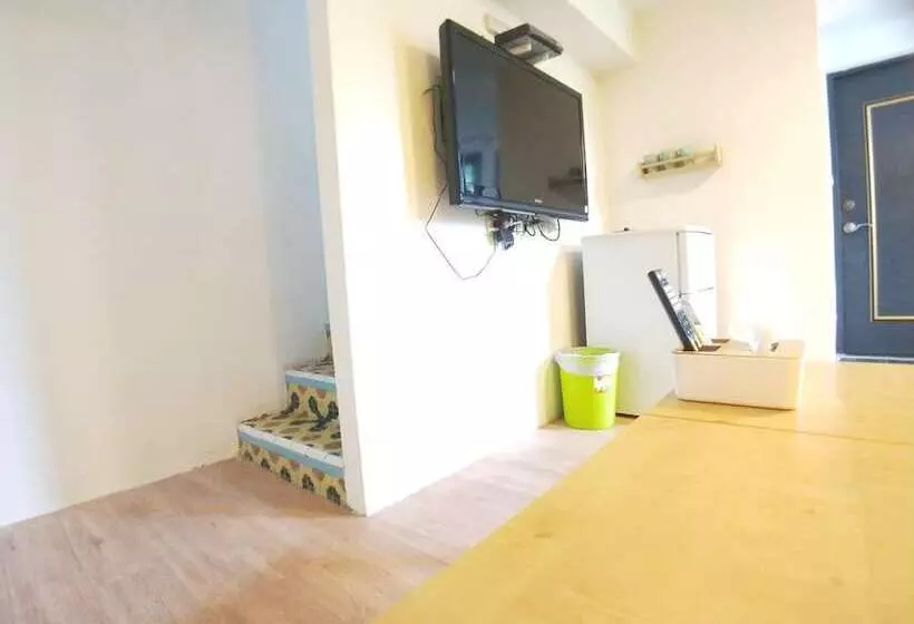 تختخواب و صبحانه Beach Walk Homestay