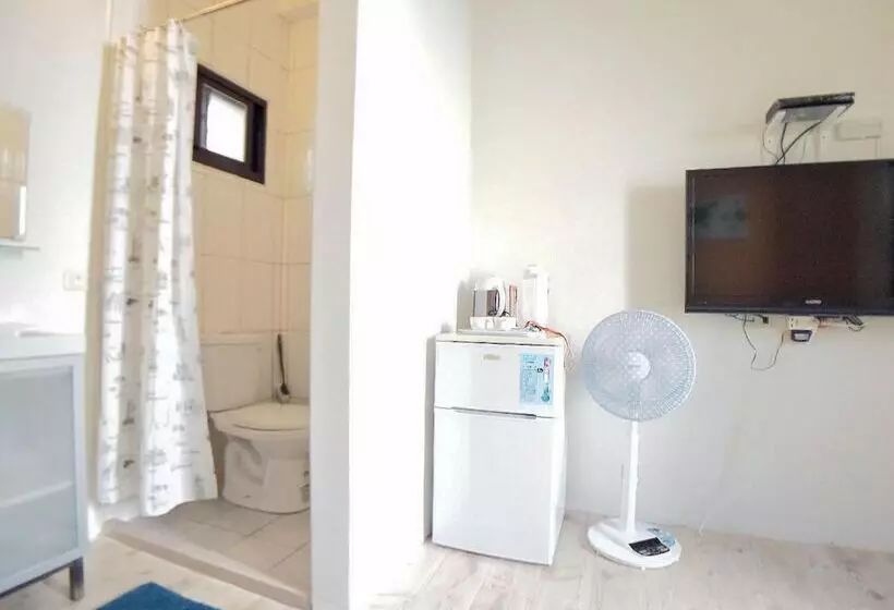 تختخواب و صبحانه Beach Walk Homestay