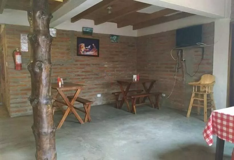 Aamiaismajoitus (B&B) Termas El Pantanal