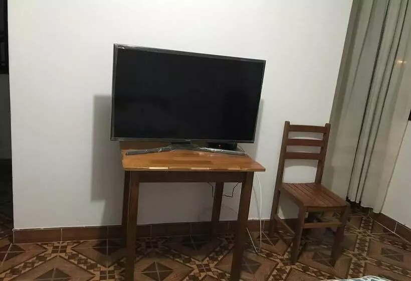 مسافرخانه Hospedaje Las Flores