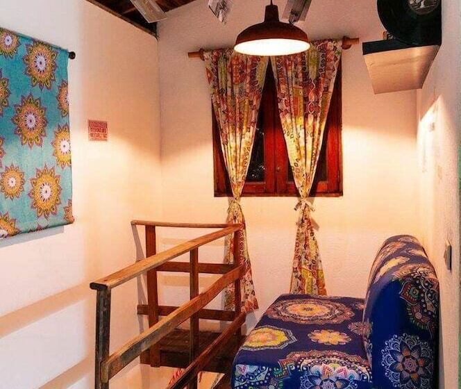 Hostal Monets Poblado