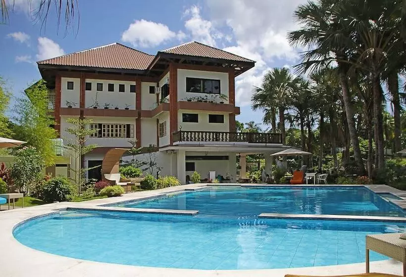 Hotelli 1888 Beach Resort