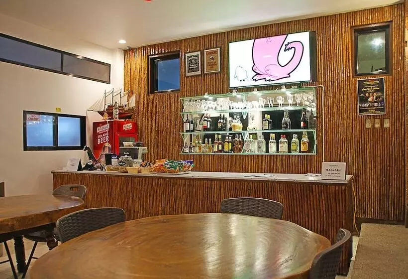 Hotelli 1888 Beach Resort