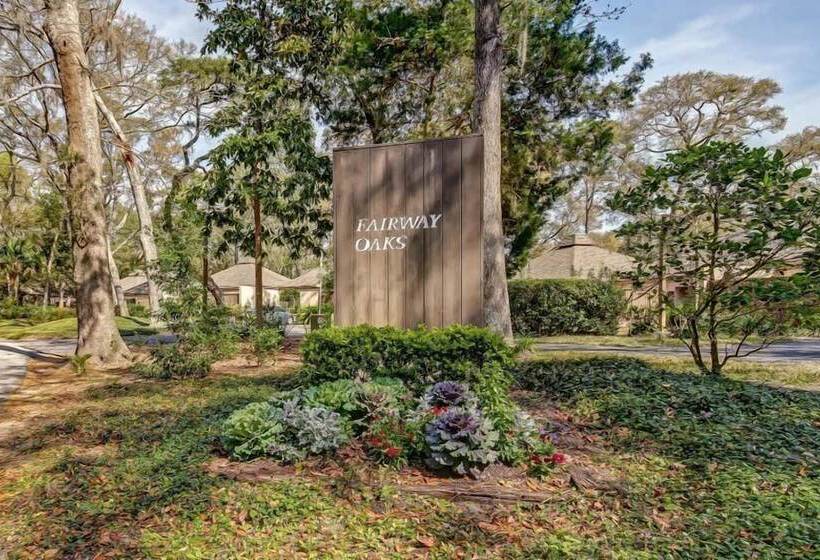 Отель 3312 Fairwayoaks