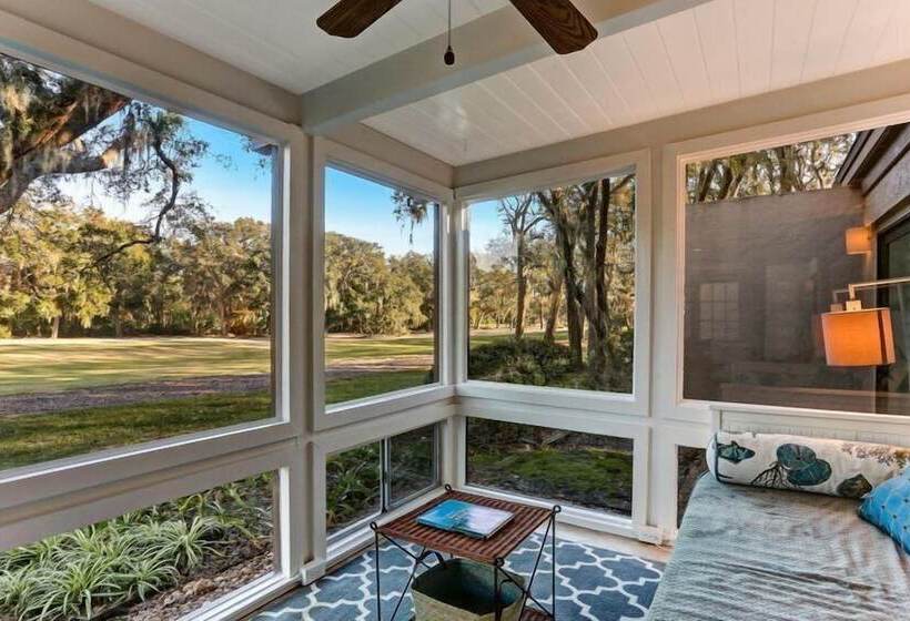 Отель 3312 Fairwayoaks