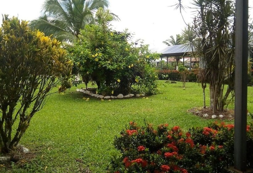 ホテル Arbol Dorado