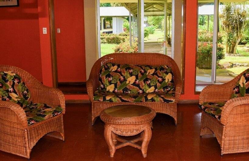 ホテル Arbol Dorado