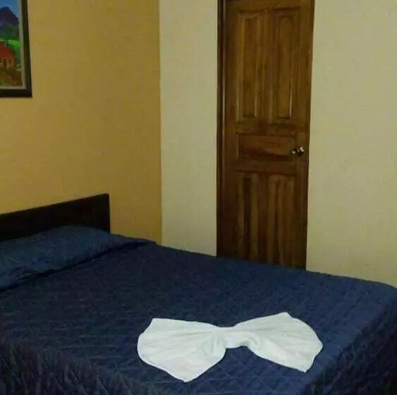 Hotelli Arbol Dorado