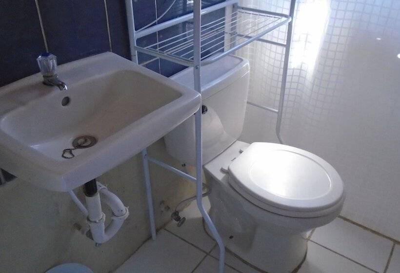 هتل Bosques Del Tibet