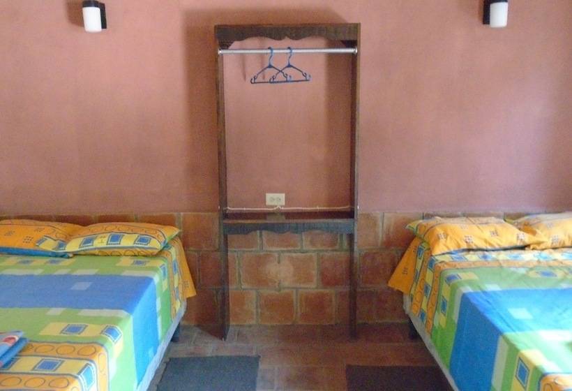 هتل Bosques Del Tibet