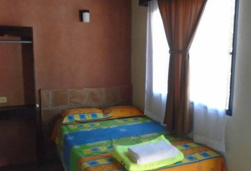 هتل Bosques Del Tibet